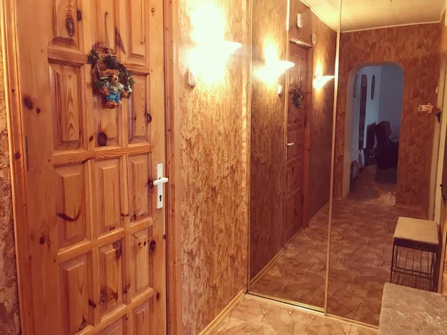 Erdvus Butas Su Balkonu Salia Ezero Ir Stadiono Visaginas Kültér fotó
